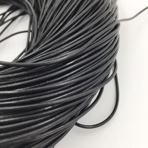 5 metres x 1mm/1.5mm/2mm Genuine Leather Cord, Round Black Cow Leather Cord