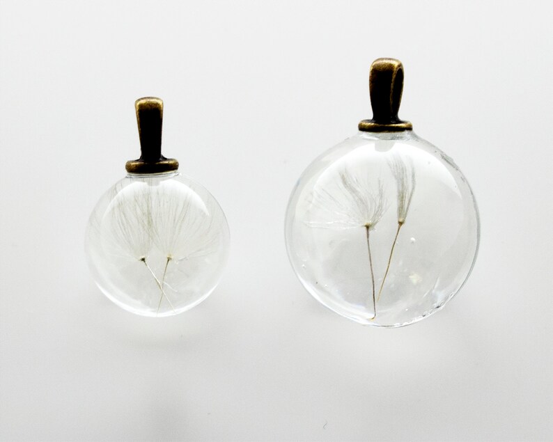 Preserved Dandelion Pendant 28mm Dandelion Pendant Dandelion Glass Pendant Dried Dandelion Pendant Dandelion Charm 0846
