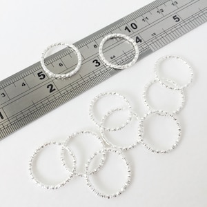 16 x Textured Silver Hoop Connectors, Silver Plated Round Linking Rings, 20mm Textured Jump Rings, Open Hoop Earring Links (3410)
