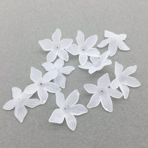 10 x Frosted White Flower Beads for Tiara Making Acrylic Flowers Large Lucite Flowers
