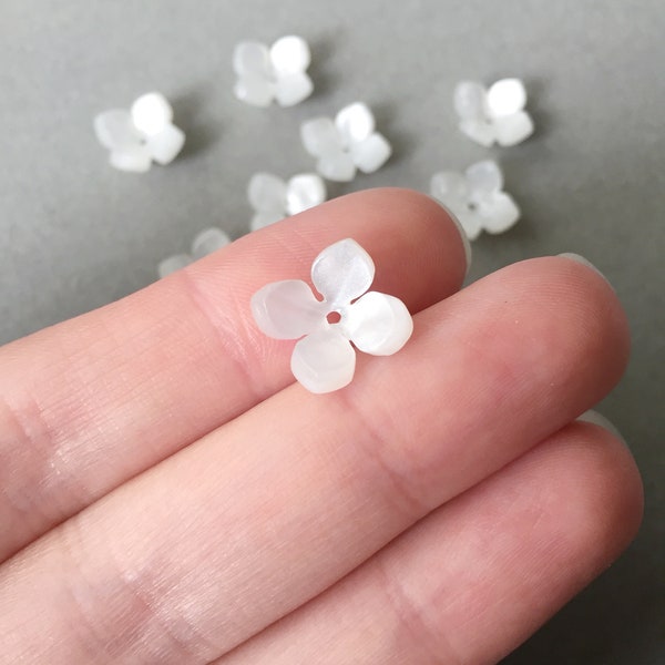 10 x Four Petal Pearl White Flower Beads for Tiara Making Pearl Look Flowers White Shimmer Flower Beads Cellulose Acetate Flowers (0865)