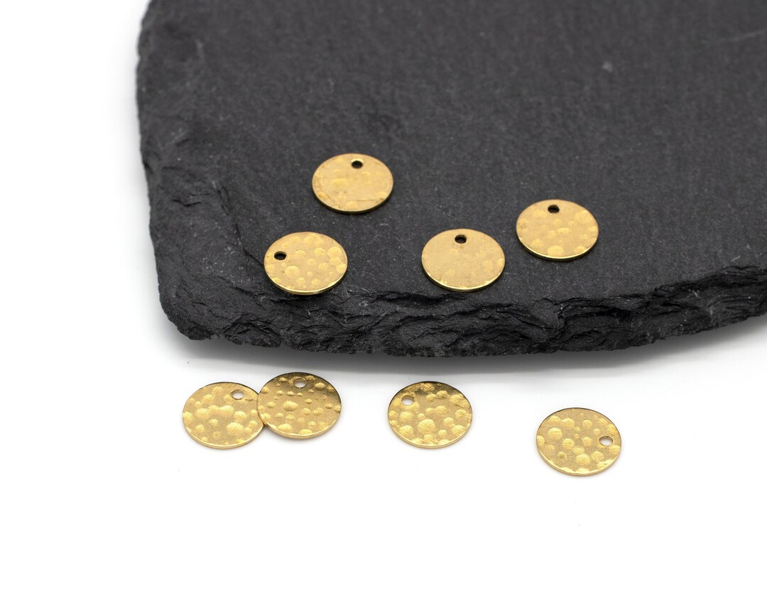 Small Rund Charm 20 X Textured Coin Charms Small Round Disk Pendants Raw Brass Flat ...
