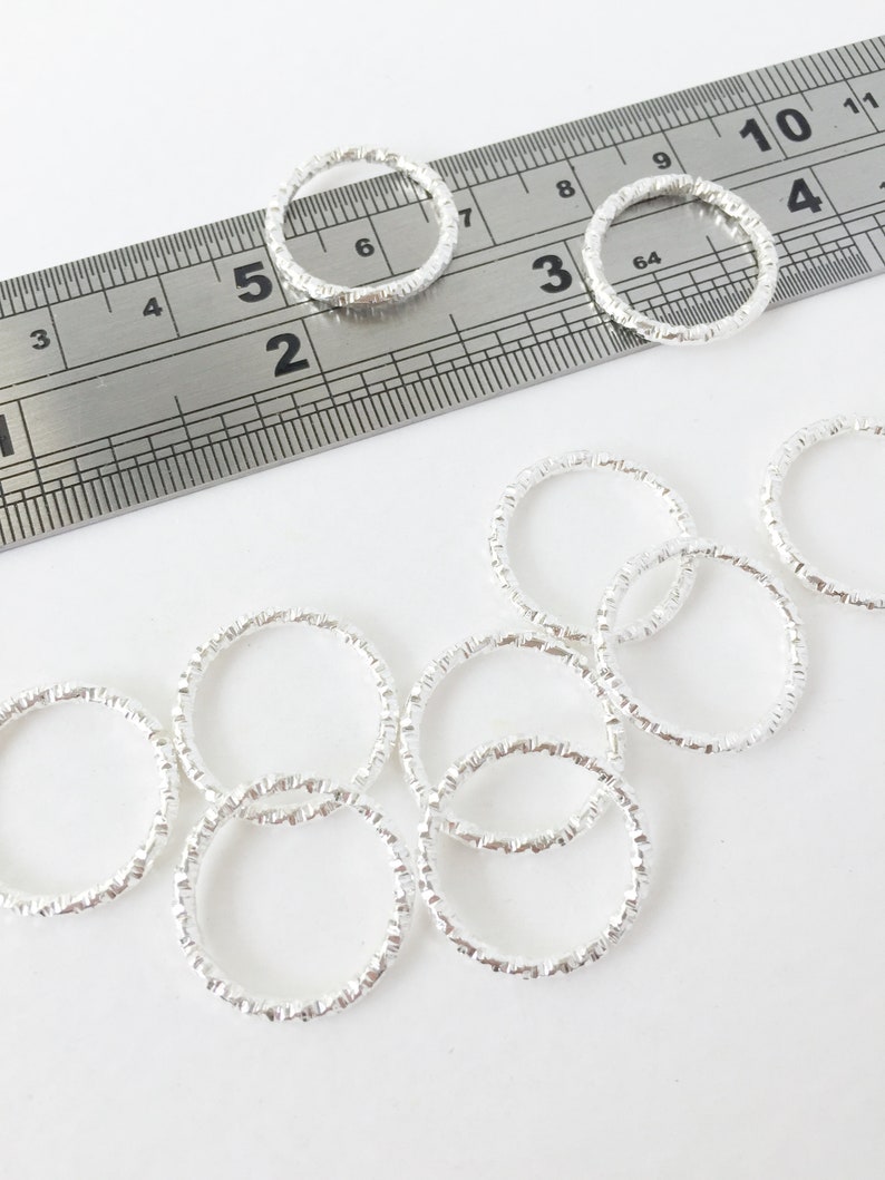 Jewelry & Beauty Warm Gold Tone Square Linking Rings 10 x Textured ...