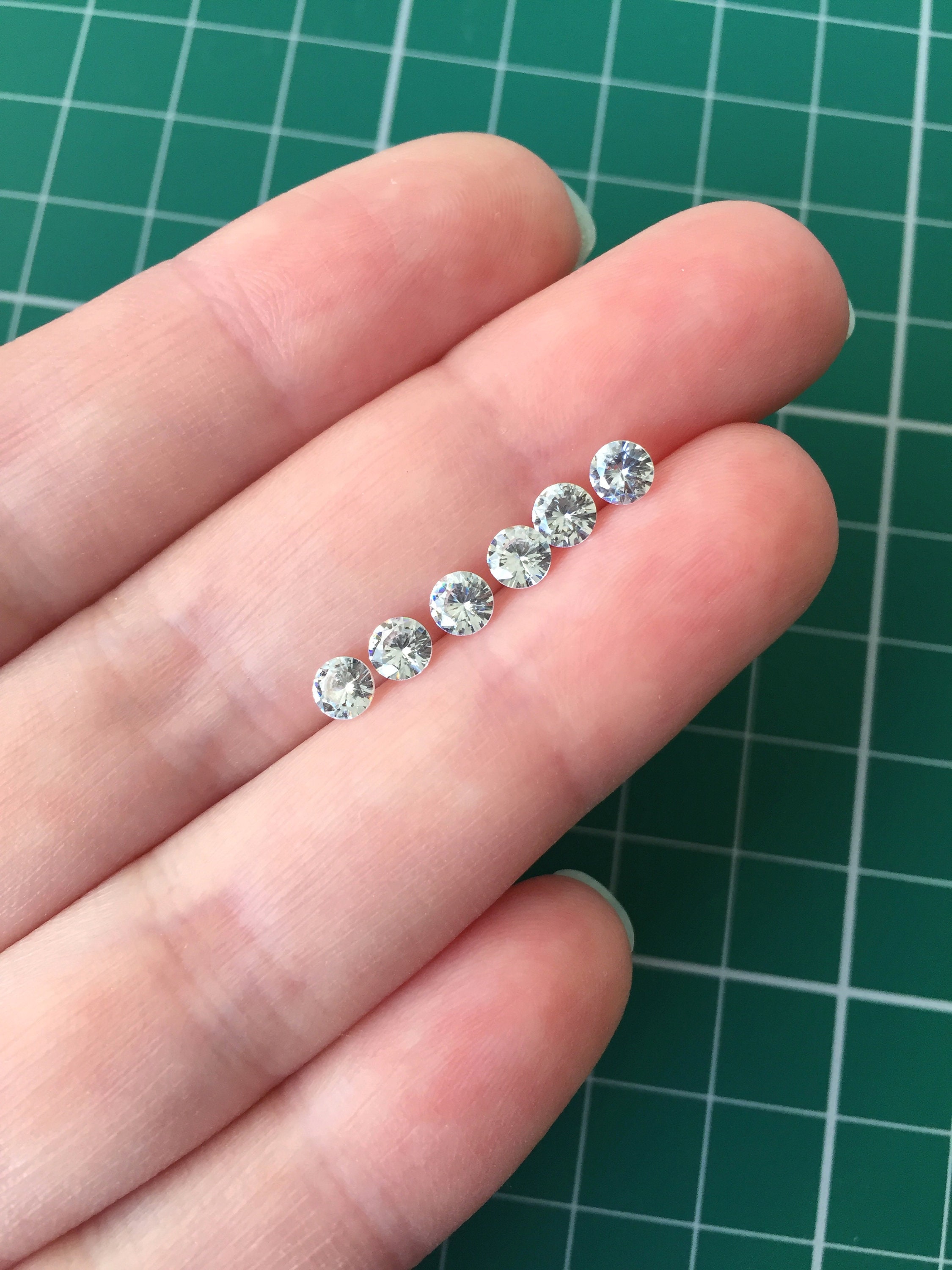 Cubic Zirconia - 4mm Cubic Zirconia - 4mm