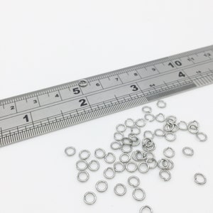 500 x 4.5x0.8mm Stainless Steel Jump Rings, Silver Round Jump Rings, Open Rings, Stainless Steel Findings (C0581)
