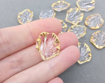 40 x Transparent Gold Lined Flower Petal Charms Beads, 20x18mm (3018)