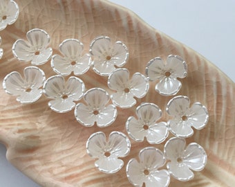 24 x Pearlised Flower Beads Tiara Making Flower Beads Off White Flower Beads (3065)