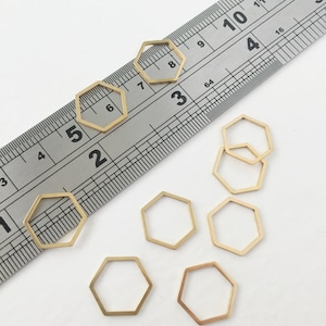 8 x Stainless Steel Hexagon Connectors, Gold Plated Hexagon Linking Rings, Gold Hexagon Links, Closed Hexagon Linking Rings, 12x14mm (0047)