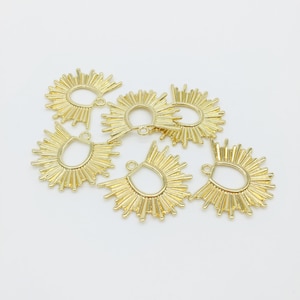2 x Gold Plated Art Deco Sun Pendants, Gold Sunburst Earring Charms (2345)