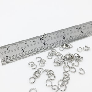 200 x 6x1mm Stainless Steel Jump Rings, 18 Gauge Silver Round Jump Rings, Open Rings, Stainless Steel Findings (0382)