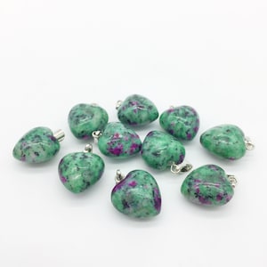 1 x Puffy Heart Ruby in Zoisite Pendant, Gemstone Heart Pendant, Ruby in Zoisite Heart Charm, Ruby in Zoisite Beads (0548)