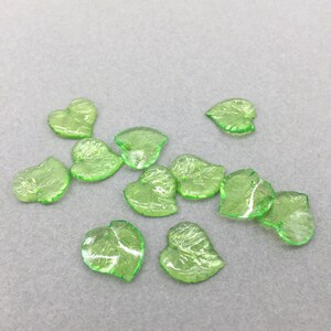 50 x Transparent Green Acrylic Leaf Beads 15x15mm Green Leaf Charms Lucite Leaves