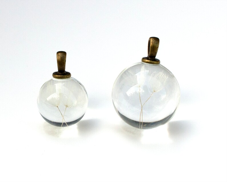 Preserved Dandelion Pendant 28mm Dandelion Pendant Dandelion Glass Pendant Dried Dandelion Pendant Dandelion Charm 0846