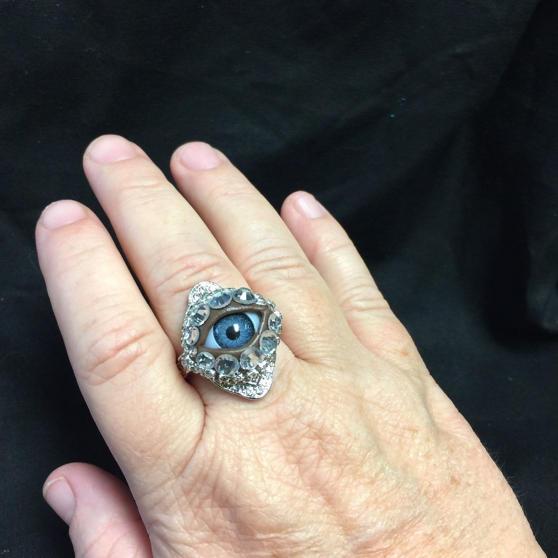Size 9 Vintage Crystal Eyeball Art Ring with a Natural Blue Etsy
