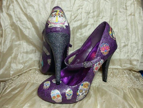 purple high heel shoes