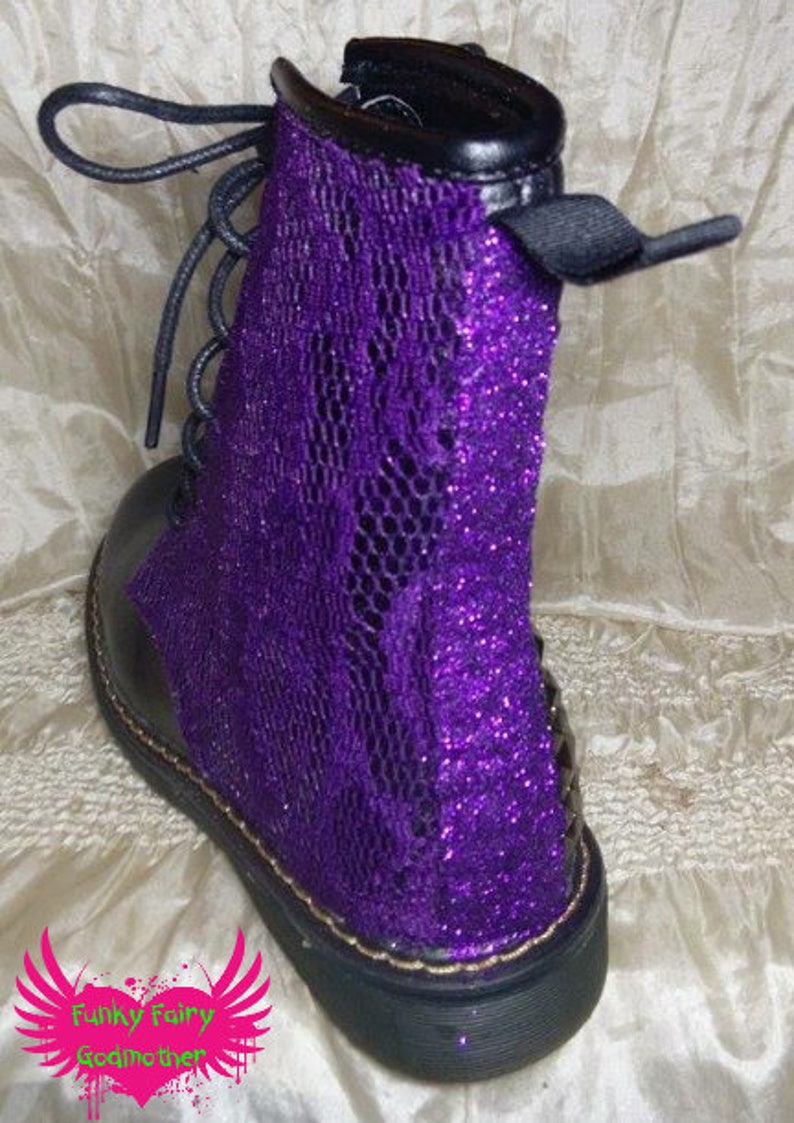 ladies dm style boots