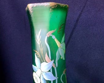 REDUCED, Legras Mont Joyert Art Noveau green glass vase, hand-painted flowers and leaves, gold detail. Made in France 1900's - INCREDIBLE!