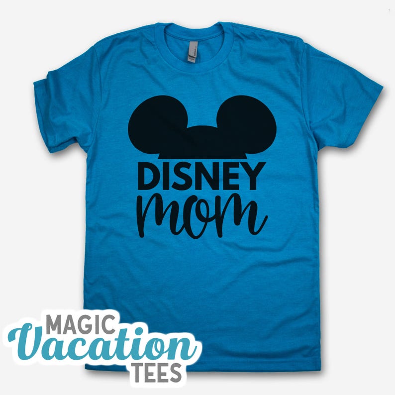 Disney Mom Unisex Family Tee Disney Mom Family Disney Tee Disney Mom Shirt Family Vacation Unisex Tee afbeelding 1