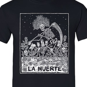 Camiseta Masculina La Muerte Sugar Skull, Skeleton Day of Dead Dia de Muertos Mexican Heritage Halloween Gothic Shirt