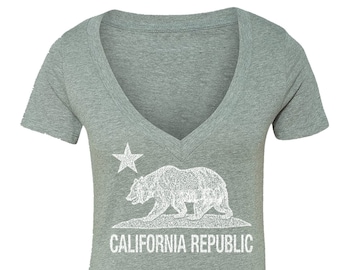Women's California Republic State Vintage V-Neck T-Shirt, Cali Native Bear Shirt, Los Angeles Summer Tee