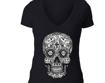 Women's Diamond Eyes Cross Black White Sugar Skull Day Dead Mexican Gothic Dia Los Muertos Gift Women's V-Neck T-shirtNos