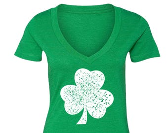 Women&#39;s St. Patrick&#39;s Day Saint Paddy Drunk shirt Shamrock Clover Irish Women V-Neck T-Shirt