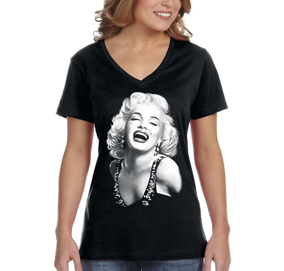  Marilyn Monroe Marilyn Monroe V-Neck T-Shirt : Clothing, Shoes  & Jewelry