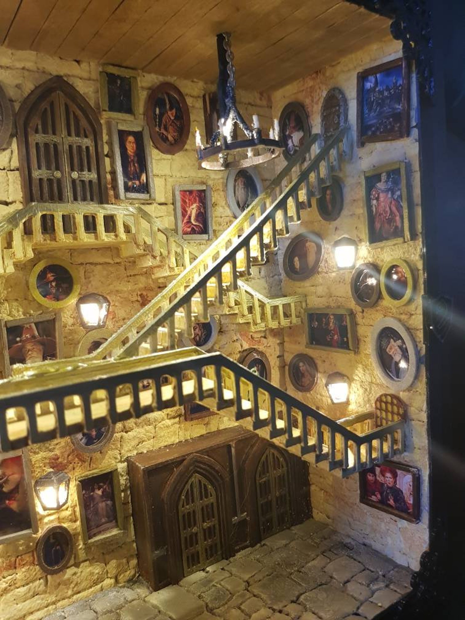 Harry Potter inspiró LightUp Moving Hogwarts Staircase Etsy