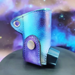 Porte-clés pour inhalateur pour l&#39;asthme sur le thème de l&#39;espace, pompe pour enfant, cadeau pour enfant, cadeau pour asthmatique, cadeau alternatif, cadeau unisexe, bien-être respiratoire