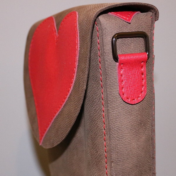 Heart Bag Pattern - Pdf Download -Leather  Messenger Bag