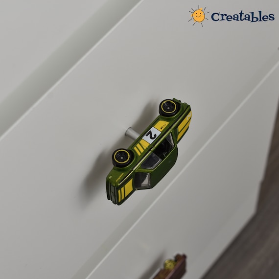 hot wheels dresser