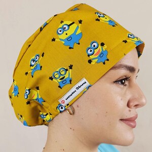 Boné cirúrgico personalizado com desenho de anime, chapéu cirúrgico europeu forrado de cetim, boné cirúrgico personalizado com nome para mulheres, chapéu de enfermeira de teatro, presente para médicos.