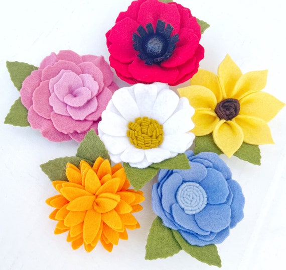 Large Loose felt flowers GARDEN BEAUTY / home decor / ready to craft / tiered tray / red periwinkle yellow / daisy rose mum poppy sunflower