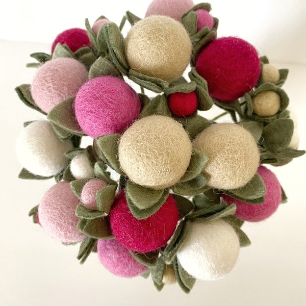 Felt Ball Bouquet / VALENTINE CHEER / Decoration / felt blooms / pink aqua red / billy ball / Felt flowers / tiered tray / Bud vase