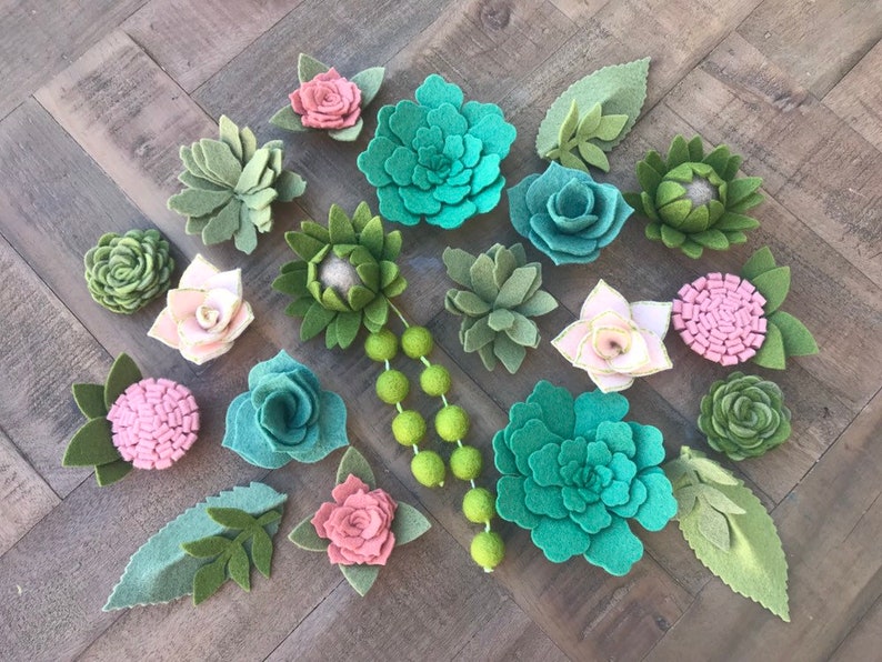 Succulent Set, 21 piece, Vertical Garden, felt succulents, blush felt flowers, wreaths, signs, letters, diy home, wedding, baby shower, gift imagen 4