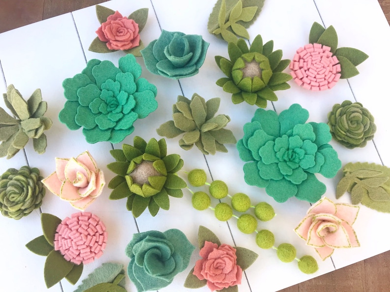 Succulent Set, 21 piece, Vertical Garden, felt succulents, blush felt flowers, wreaths, signs, letters, diy home, wedding, baby shower, gift imagen 1