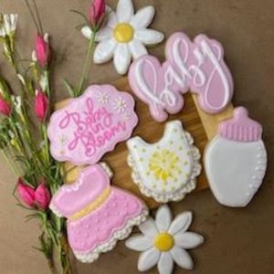 Baby in Bloom Cookie Set: Pink Daisy Baby Shower Favors