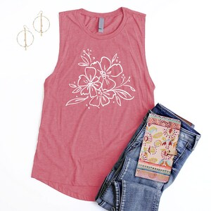 Floral Tank Tops for Women Botanical Tanks Festival Clothing Wildflower Shirt Summer Shirts Women Nature Shirt Country Tank Top