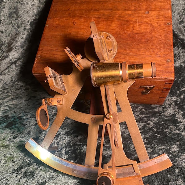 Antique Marine Sextant Octant  Kevin Bottomley Baird Glasgow with Mahogany Case
