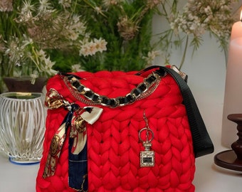 Sac en grosse maille gros fil rouge