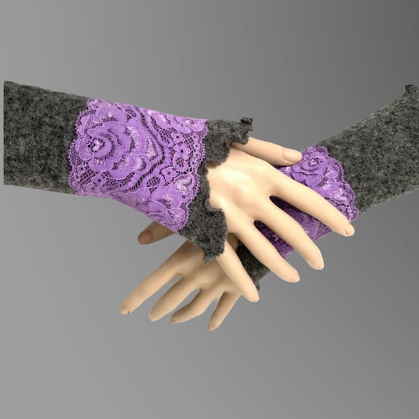 Armstulpen aus Wollwalk grau lila