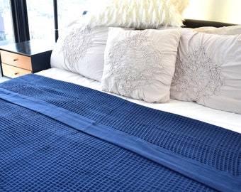 100% Cotton Blanket Waffle Weave - Warm And Cozy Blanket - Soft Premium Light Weight Breathable Blanket - All Season Cotton Thermal Blanket