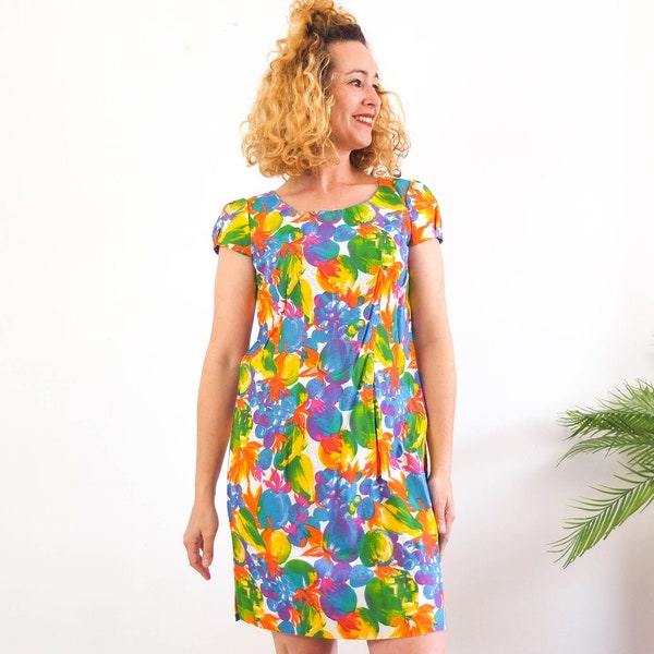 Vintage short sleeve print mini dress, 90s floral grunge mini dress, 90s tropical fruit print dress, Vintage colorful sheath dress, Medium