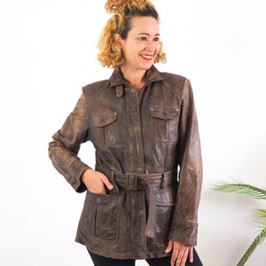 veste ceinturée en cuir marron vintage des années 90, veste en cuir vieilli vintage, trench-coat en cuir véritable des années 90, veste en cuir bohème femme, M