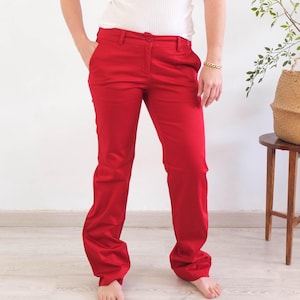 Vintage 90s Y2K red low waist trousers, 1990s low rise red slacks, Vintage y2k classic workwear pants for women, Size Medium, 31&quot; waist