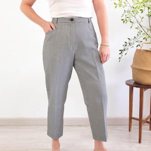Vintage 90s high waist plaid trousers, Vintage gingham pants, 90s Black white check plaid high rise pants, Tapered ankle slacks trousers 31&quot;