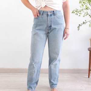 Vintage 80s 90s mom jeans, Vintage high rise ankle jeans, Vintage tapered jeans, High waisted mom 90s girlfriend jeans, Women jeans 29 W