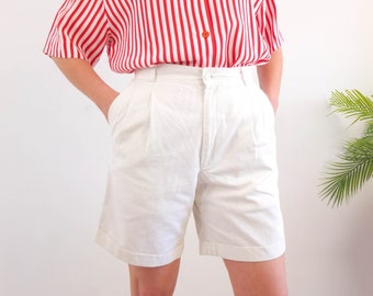 Vintage jaren '90 witte hoge taille shorts, jaren '90 minimalistische witte shorts, Vintage grunge geplooide shorts, jaren '90 casual short voor dames maat 27" - 30"