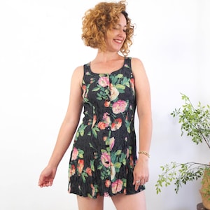 Vintage 90s floral micro mini dress, 1990s black floral print mini sundress, Strappy floral mini dress, Summer grunge dress, Size Small