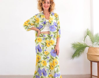 Vintage 90er zwei Stück geblümter Rock und Top Set, 1990er Jahre floral Rüschen Bias Cut Rock Set, Sommer Y2K grünes florales Top und Midi Set, L